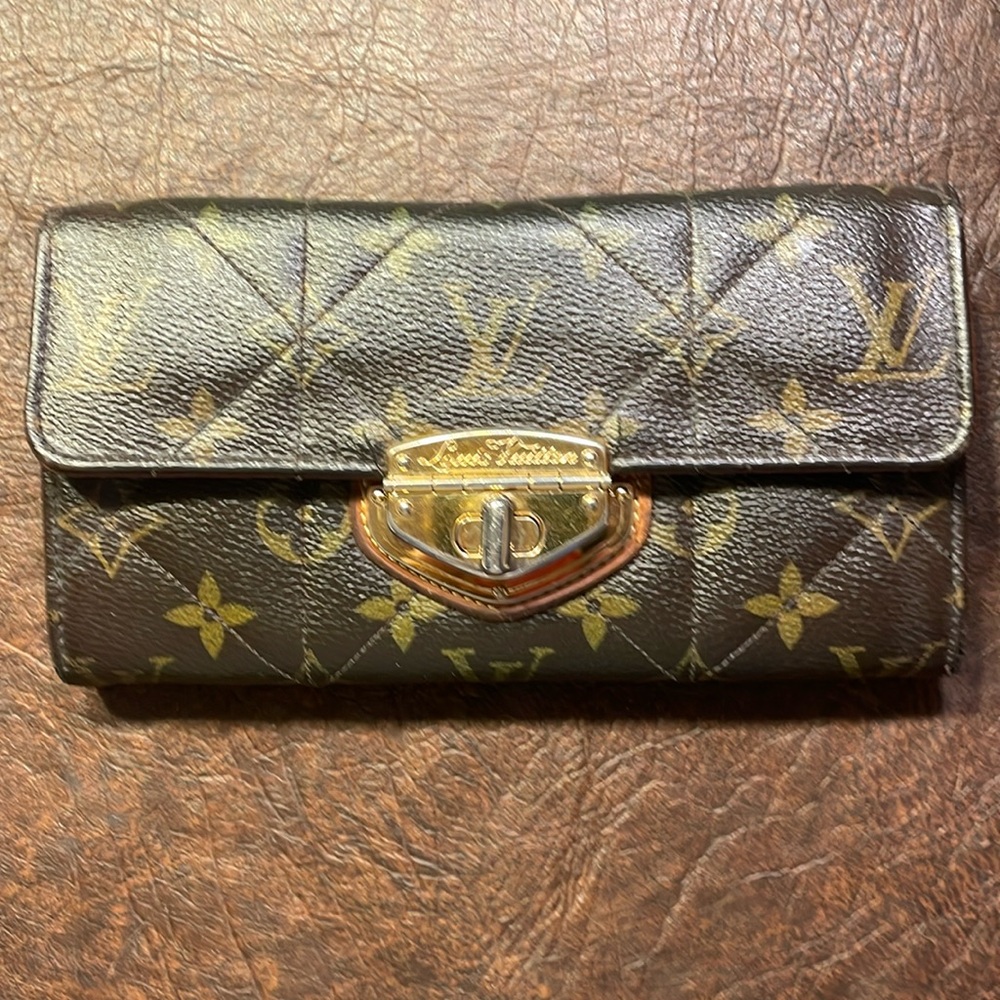 Louis Vuitton Etoile Sarah Wallet